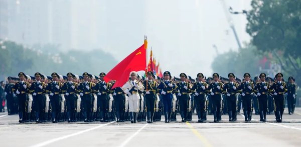 顺应网 九三阅兵观礼包，Made in广州！企业员工激动表示：加鸡腿！